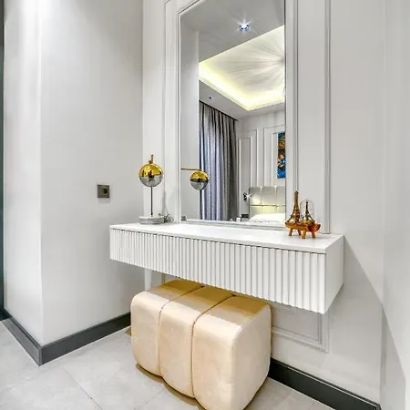 Prime Apartment *